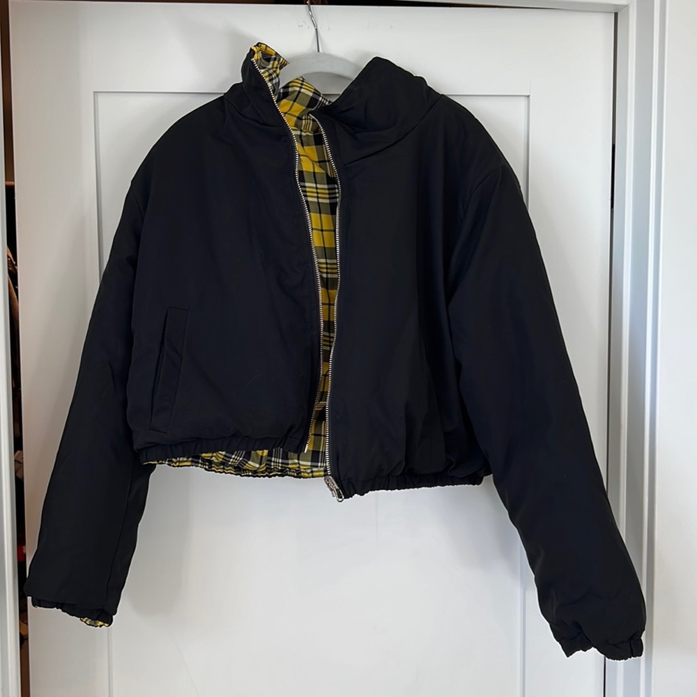 Never worn reversible puffer - cropped